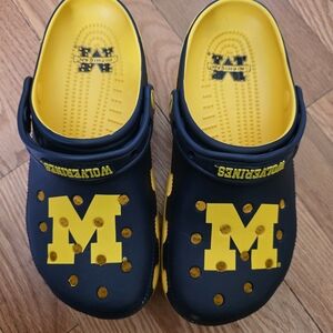 University of Michigan Navy and Maize Slip-On Clogs M7/W9